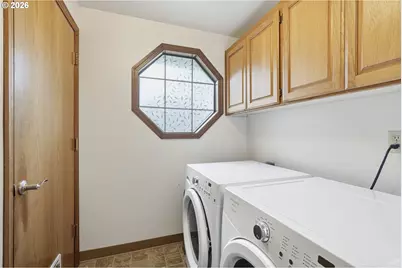 2053 SE 74th Ave, Hillsboro, OR 97123 - Photo 28