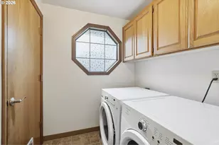 2053 SE 74th Ave, Hillsboro, OR 97123 - Photo 28
