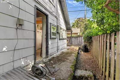 963 Madison St, Eugene, OR 97402 - Photo 38