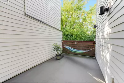 77 NE 58th Ave, Portland, OR 97213 - Photo 24