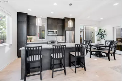 77 NE 58th Ave, Portland, OR 97213 - Photo 6