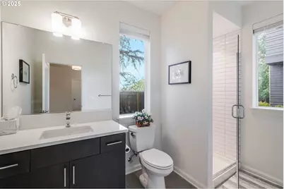 77 NE 58th Ave, Portland, OR 97213 - Photo 12