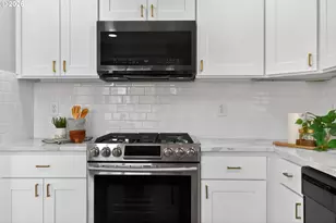 5912 NE McBride Ln, Hillsboro, OR 97124 - Photo 16