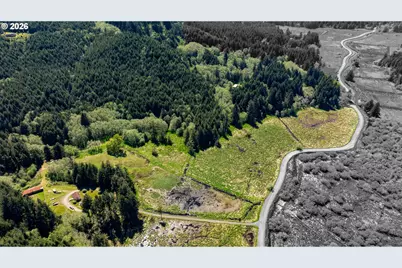 94010 North Way Ln, North Bend, OR 97459 - Photo 4