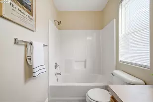 2346 N Irvine St, Cornelius, OR 97113 - Photo 26