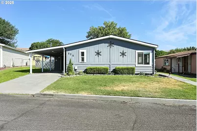 950 Pomona St #171, The Dalles, OR 97058 - Photo 1