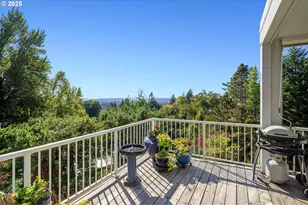 4141 SW Washouga Ave, Portland, OR 97239 - Photo 18