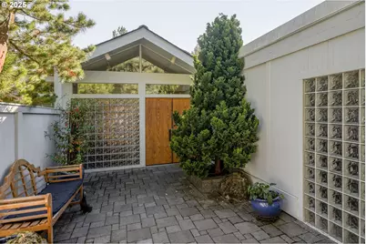 4141 SW Washouga Ave, Portland, OR 97239 - Photo 4