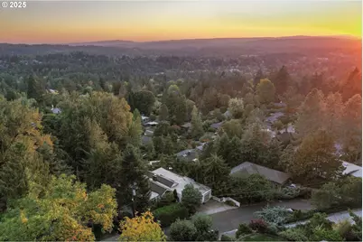 4141 SW Washouga Ave, Portland, OR 97239 - Photo 46