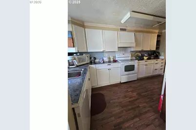 206 1/2 S Main St, Union, OR 97883 - Photo 16