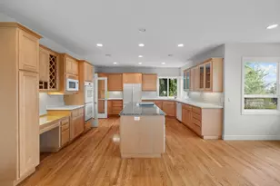 8906 SW 172nd Pl, Beaverton, OR 97007 - Photo 14