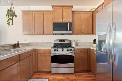 20869 SW Edgemont St, Beaverton, OR 97003 - Photo 4