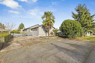 31509 NW Pacific St, North Plains, OR 97133 - Photo 2