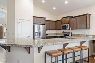 4081 SW Binford Ave, Gresham, OR 97080 - Photo 14