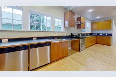 998 Ferry Ln, Eugene, OR 97401 - Photo 14