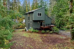 21112 E Mountain Creek Cir, Rhododendron, OR 97049 - Photo 4