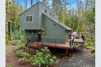 21112 E Mountain Creek Cir, Rhododendron, OR 97049 - Photo 2