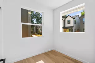 3272 SE 115th Ave, Portland, OR 97266 - Photo 6