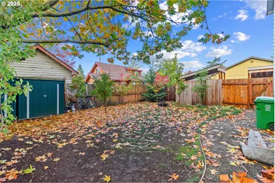 4851 NE Cully Blvd #6, Portland, OR 97218 - Photo 20