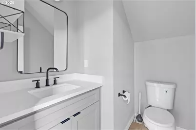 4851 NE Cully Blvd #6, Portland, OR 97218 - Photo 14