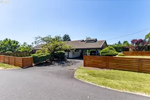 8013 SE Maple Ave, Vancouver, WA 98664 - Photo 2