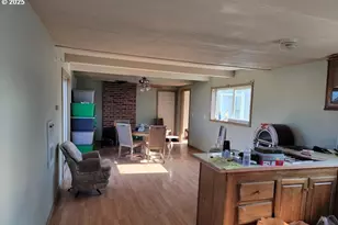 420 W Grant St, Burns, OR 97720 - Photo 6