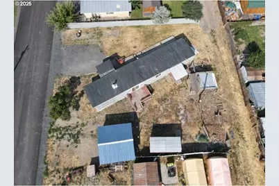 420 W Grant St, Burns, OR 97720 - Photo 12