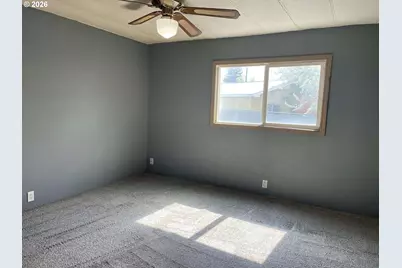 420 W Grant St, Burns, OR 97720 - Photo 18