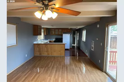420 W Grant St, Burns, OR 97720 - Photo 6