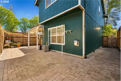 18811 SW Bonnie Meadow Ln, Beaverton, OR 97003 - Photo 24