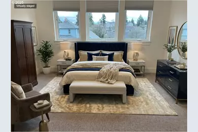 9023 NE Hoyt St, Portland, OR 97220 - Photo 10