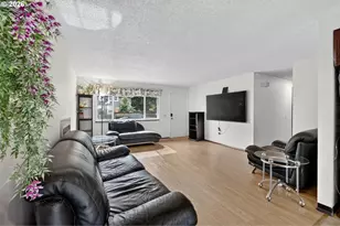 5615 SE 97th Ave, Portland, OR 97266 - Photo 4