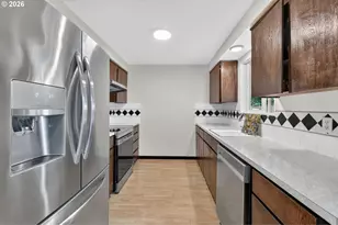 5615 SE 97th Ave, Portland, OR 97266 - Photo 6