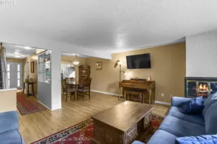 14523 NE Stanton Ct, Portland, OR 97230 - Photo 12