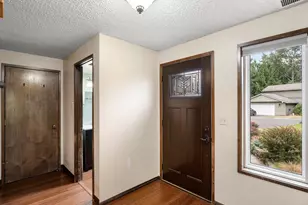 11641 SE Flavel St, Portland, OR 97266 - Photo 6