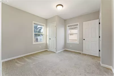 900 W 16th St, Vancouver, WA 98660 - Photo 10