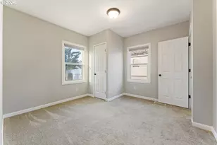 900 W 16th St, Vancouver, WA 98660 - Photo 10