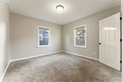 900 W 16th St, Vancouver, WA 98660 - Photo 12