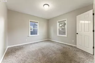 900 W 16th St, Vancouver, WA 98660 - Photo 12