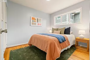 1050 SE 73rd Ave, Portland, OR 97215 - Photo 12