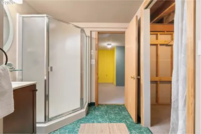 1050 SE 73rd Ave, Portland, OR 97215 - Photo 34