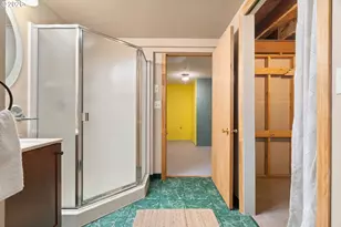 1050 SE 73rd Ave, Portland, OR 97215 - Photo 34