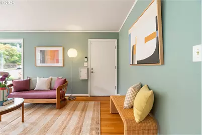 1050 SE 73rd Ave, Portland, OR 97215 - Photo 4