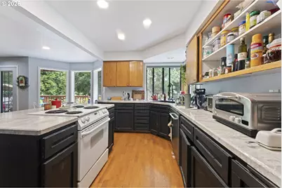 114 Forest Park Dr, Saint Helens, OR 97051 - Photo 6