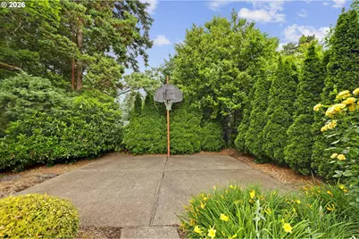 1275 SW Orinda Way, Portland, OR 97225 - Photo 32