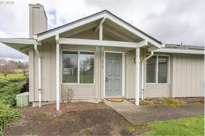 8315 SW Shenandoah Way, Tualatin, OR 97062 - Photo 1