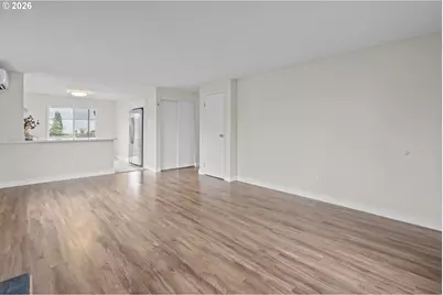 8315 SW Shenandoah Way, Tualatin, OR 97062 - Photo 4