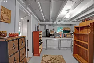 1654 N Willamette Blvd, Portland, OR 97217 - Photo 24