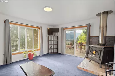 472 NW Hot Springs Alameda Rd, Stevenson, WA 98648 - Photo 10