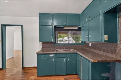329 SW Harrison St, Sheridan, OR 97378 - Photo 16